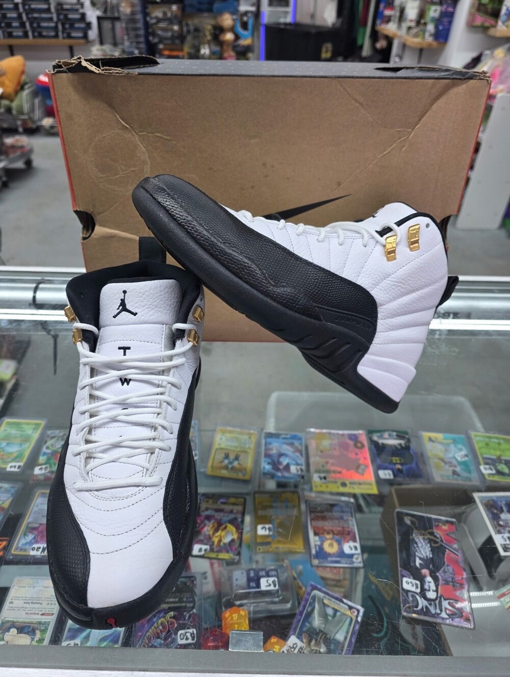 Nike Air Jordan Retro 12 Taxi 2025 Men’s Size 10 CT8013-117